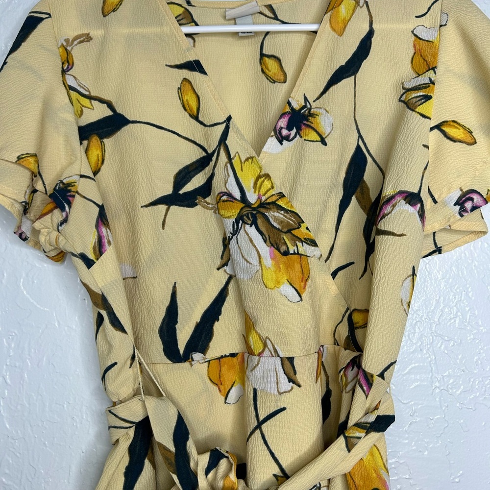 a new day Yellow Floral Blouse - Picture 3 of 5